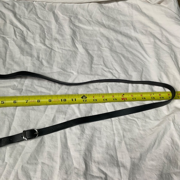 Barbara Rihl Favourite Places Leather Crossbody Bag - Picture 6 of 9